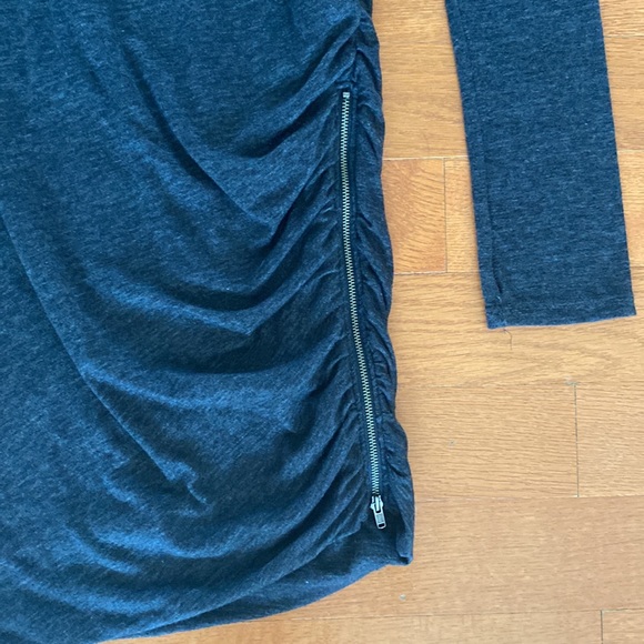 PAM&GELA - LS ruched zip dress - Picture 2 of 6